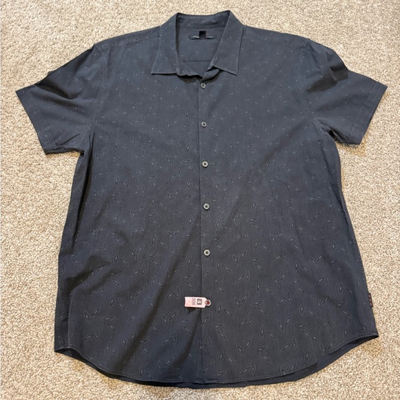 John Varvatos Other - John Varvatos Mens Short Sleeve Button Up Large